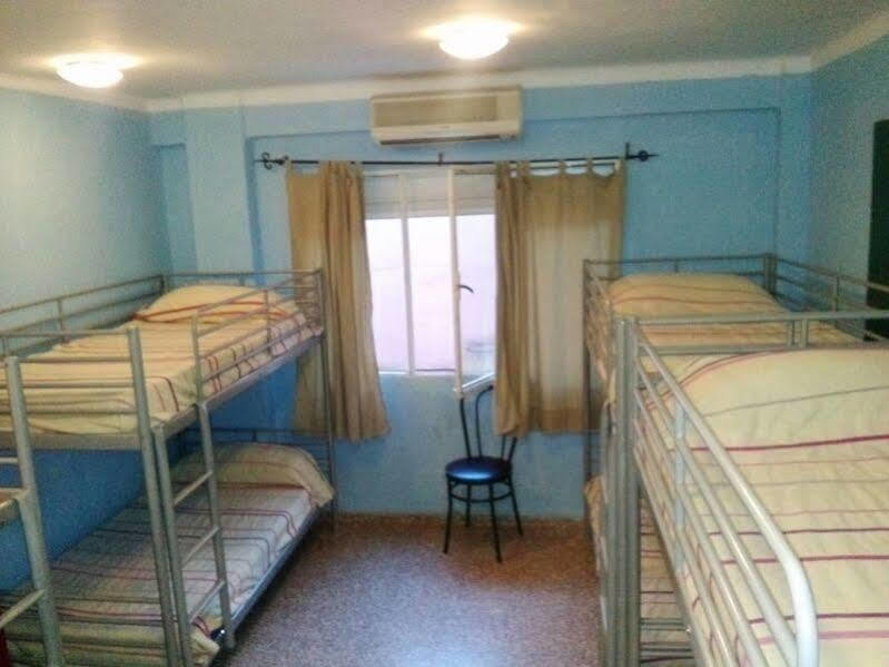 Residencia Malaga Backpackers Bagian luar foto